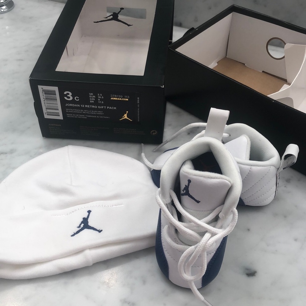 NWT- never worn Jordan 12 retro gift pack!